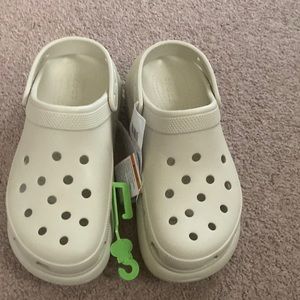 Crocs classic crush clogs